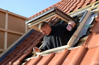 Pose de fenêtres de toit Velux à Omont